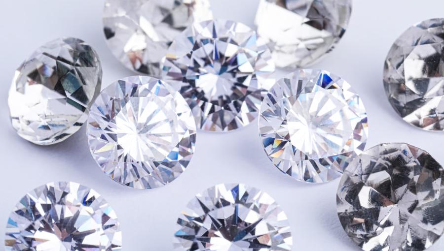 Lab diamond fluorescence and phosphorescence buyer checks guide