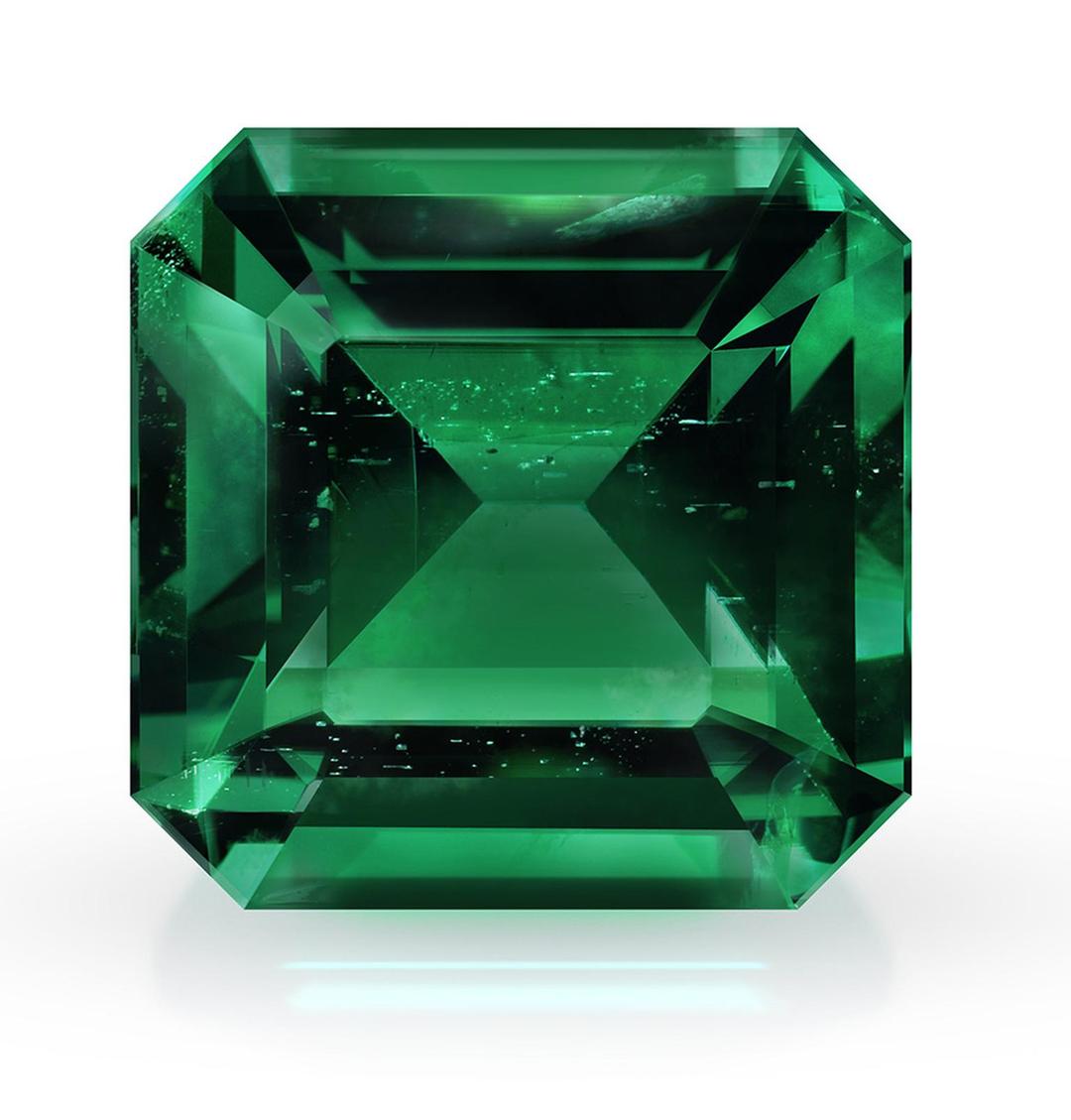 gemfields-emerald-in-square-cut