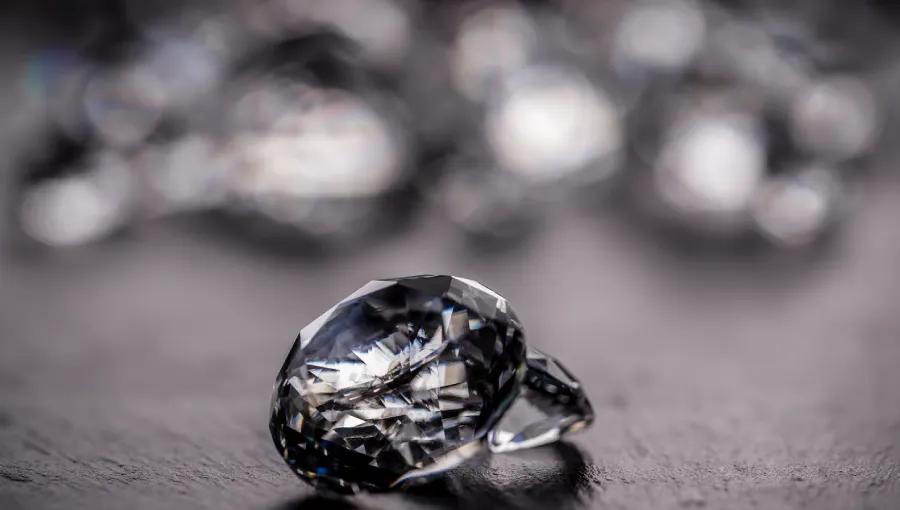 inclusions in natural diamonds